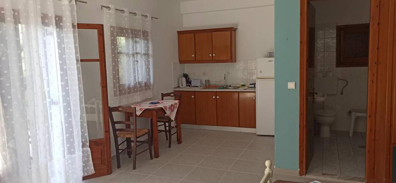Andreas Apartments Агиос-Георгиос-Пагон Экстерьер фото